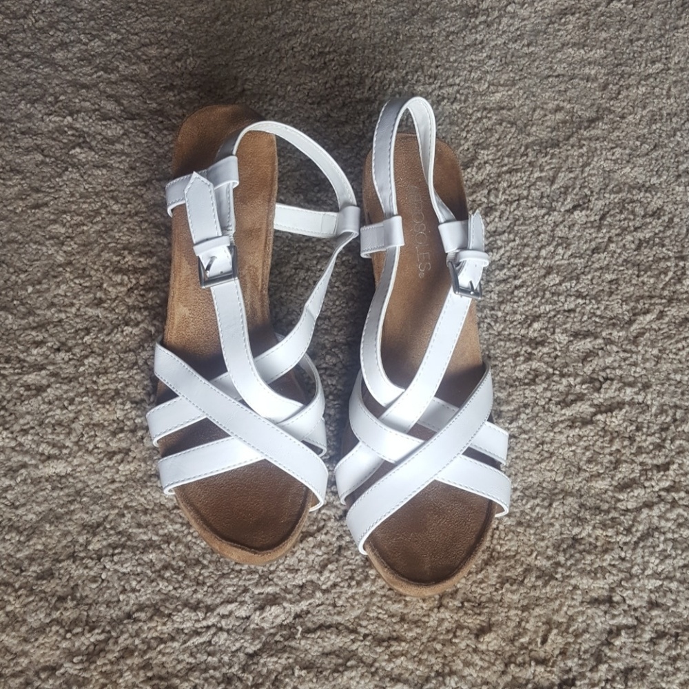 Aerosoles white sandals